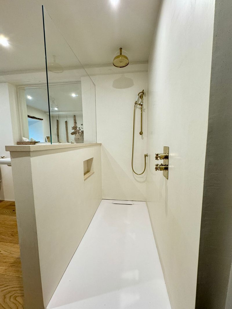 What to Expect During a Bathroom Installation: Timeline & Tips